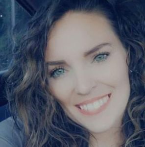 Meet your Posher, Briana